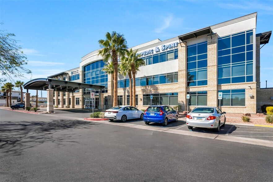 Primary Photo Of 1505 Wigwam Pky, Henderson Medical For Lease