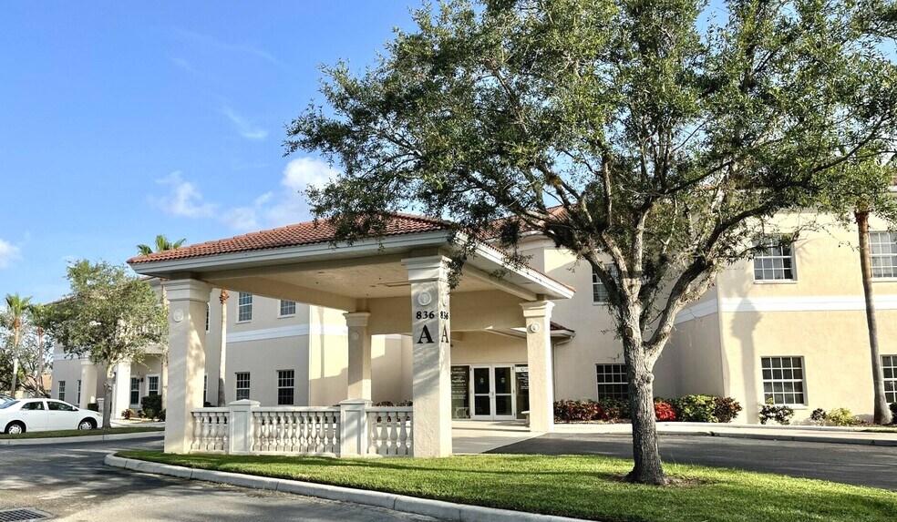 More Photos Of 836 Sunset Lake Blvd, Venice Medical For Sale