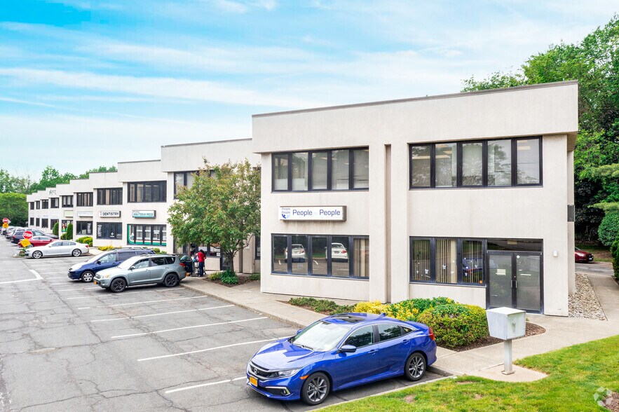 More Photos Of 121 West Nyack Rd, Nanuet Office For Lease