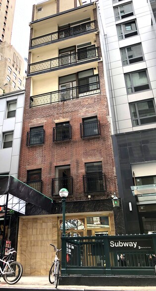 More Photos Of 96 Greenwich St, New York Office For Sale