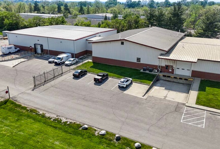 More Photos Of 4585 Cornell Rd, Blue Ash Manufacturing For Lease