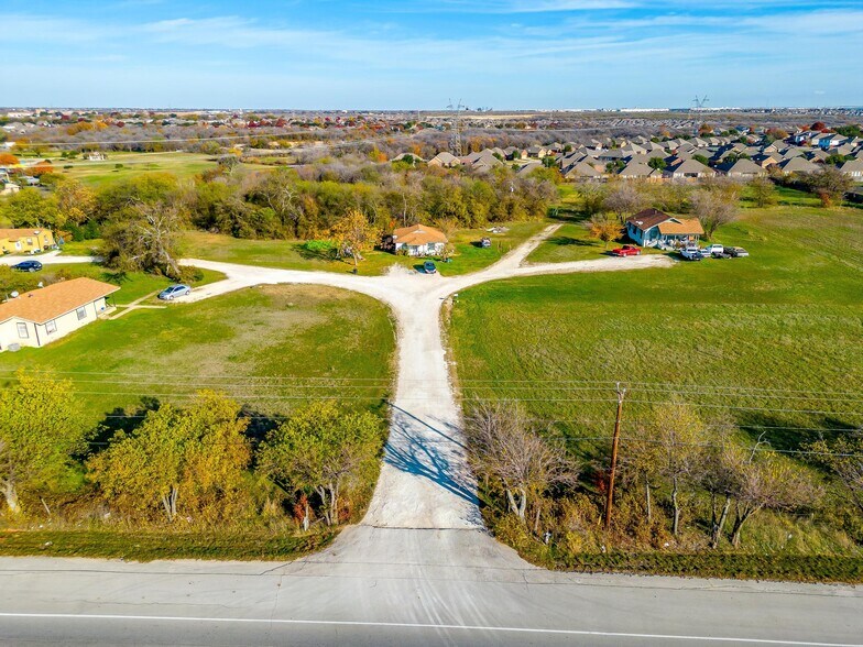 More Photos Of 1101 E Main St, Crowley Land For Sale