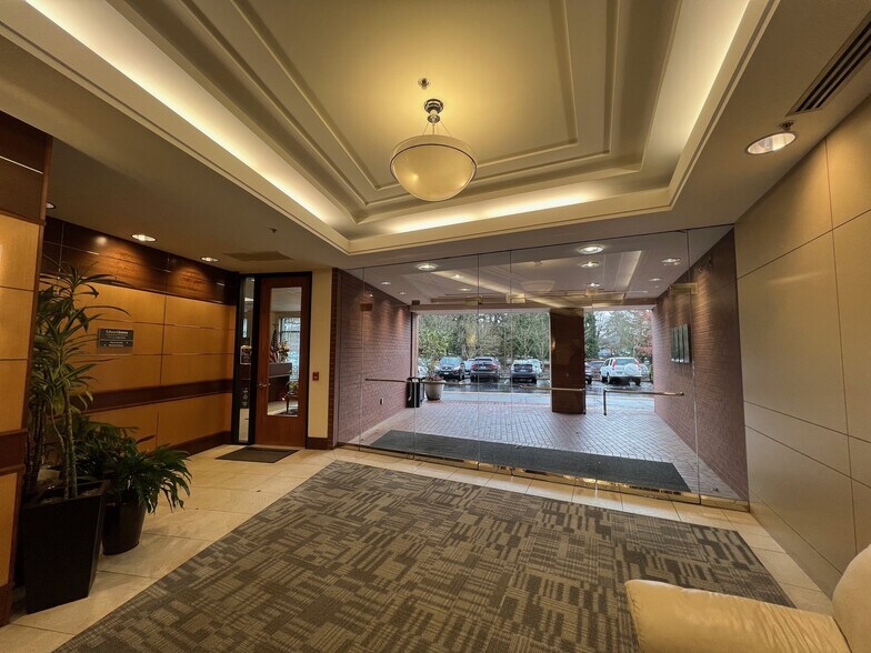 More Photos Of 8100 SW Nyberg Rd, Tualatin Loft Creative Space For Lease