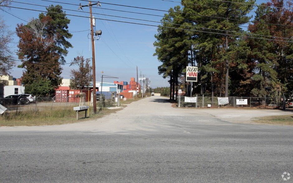 Primary Photo Of 289 Telfair Rd, Savannah Warehouse For Lease