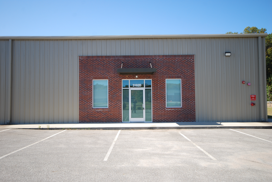 Primary Photo Of 2192 Express Dr, Jackson Distribution For Lease