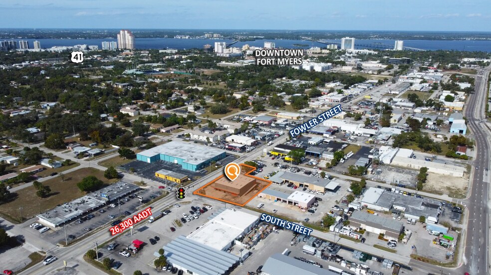More Photos Of 2575 Fowler St, Fort Myers Auto Dealership For Sale