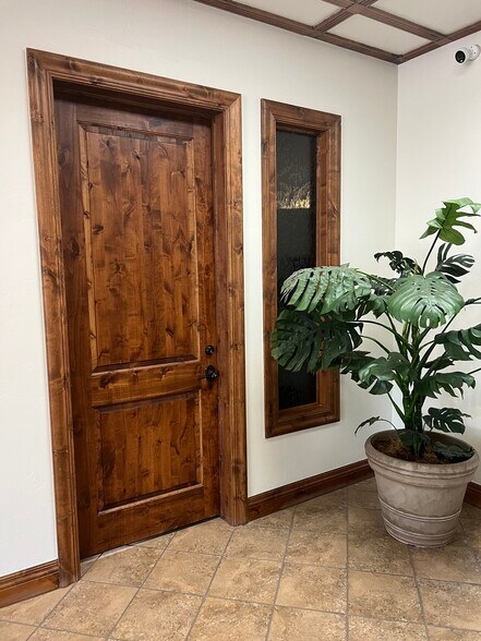 More Photos Of 610 S 850 E, Lehi Medical For Lease