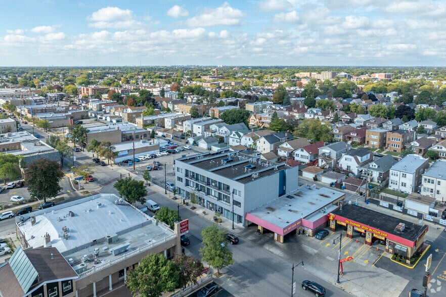 More Photos Of 5416-22 W Belmont Ave, Chicago Apartments For Sale