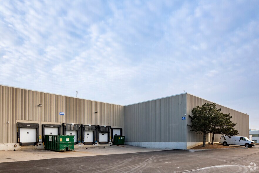 More Photos Of 2365 Matheson Blvd E, Mississauga Warehouse For Sale