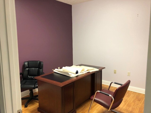 More Photos Of 25 Goss Dr, Hampton Medical For Sale