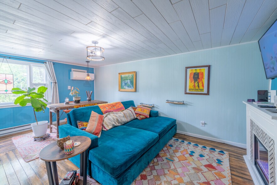 More Photos Of 1101 S Rogers St, Bloomington Multifamily For Sale