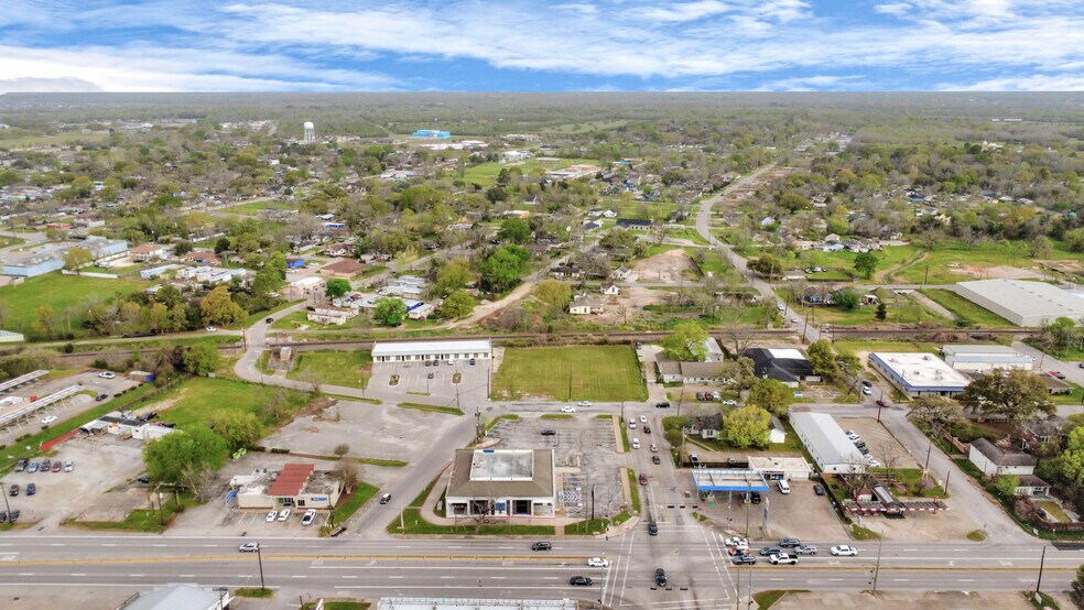 More Photos Of 1100 Jackson St, Richmond Freestanding For Sale