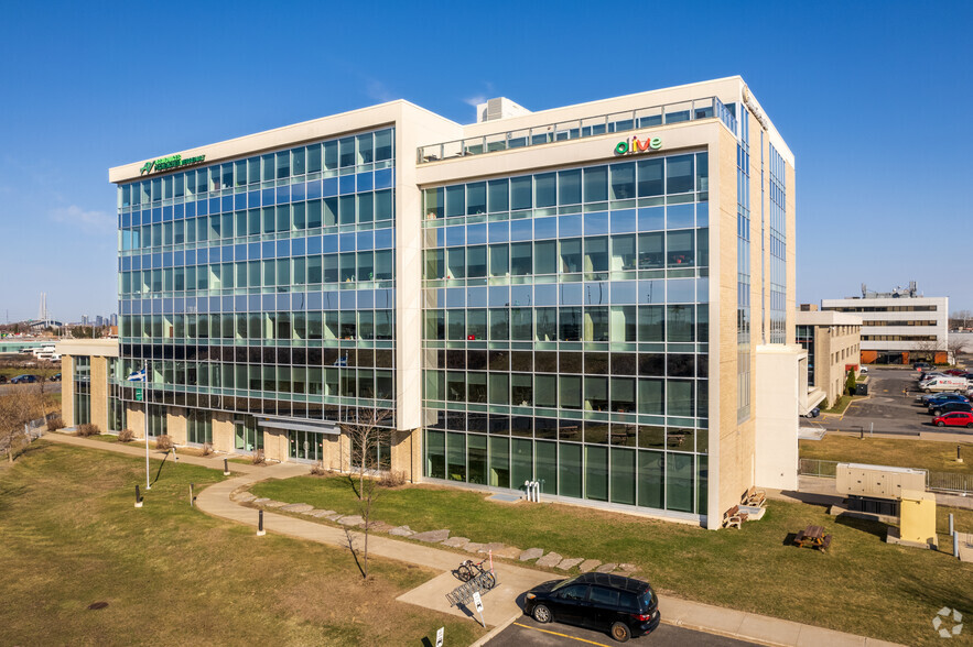 Primary Photo Of 7055 Boul Taschereau, Brossard Office For Lease