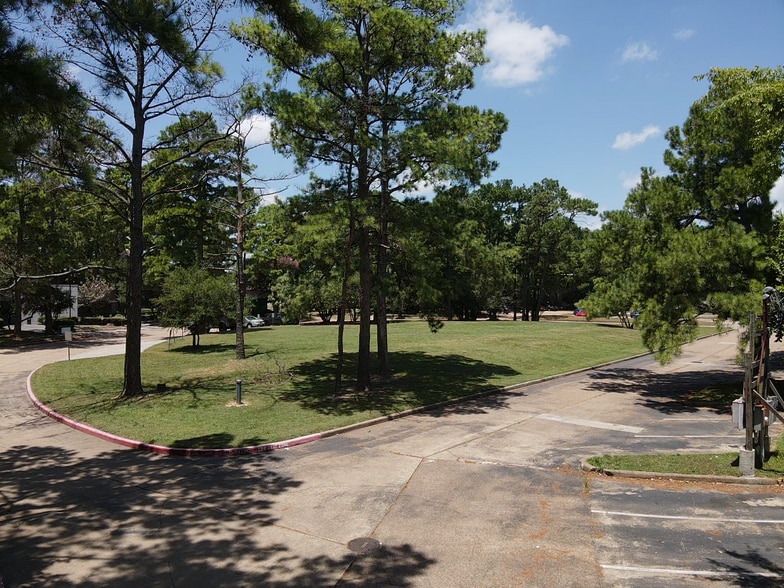 More Photos Of Sylvanfield Dr, Houston Land For Sale