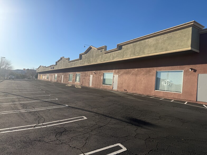 More Photos Of 3720 Sierra Hwy, Acton Freestanding For Lease