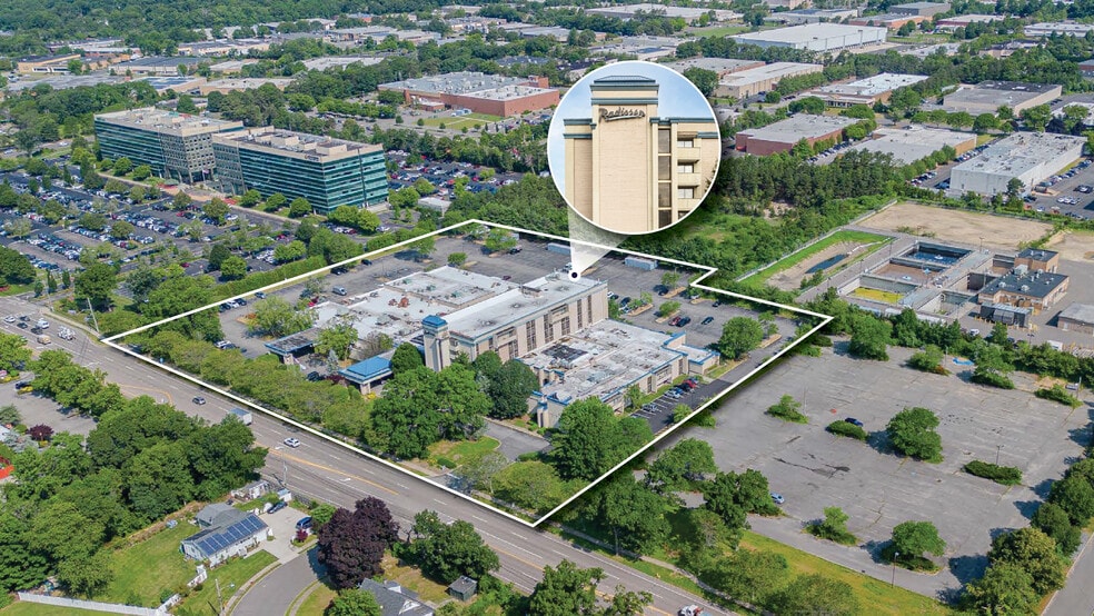 More Photos Of 110 Motor Pky, Hauppauge Hotel For Sale