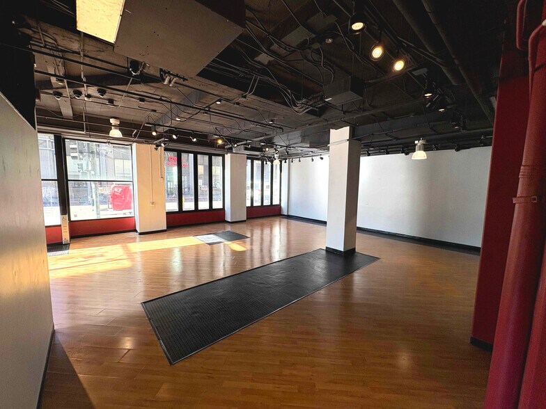 More Photos Of 215 W 7th St, Los Angeles Apartments For Lease