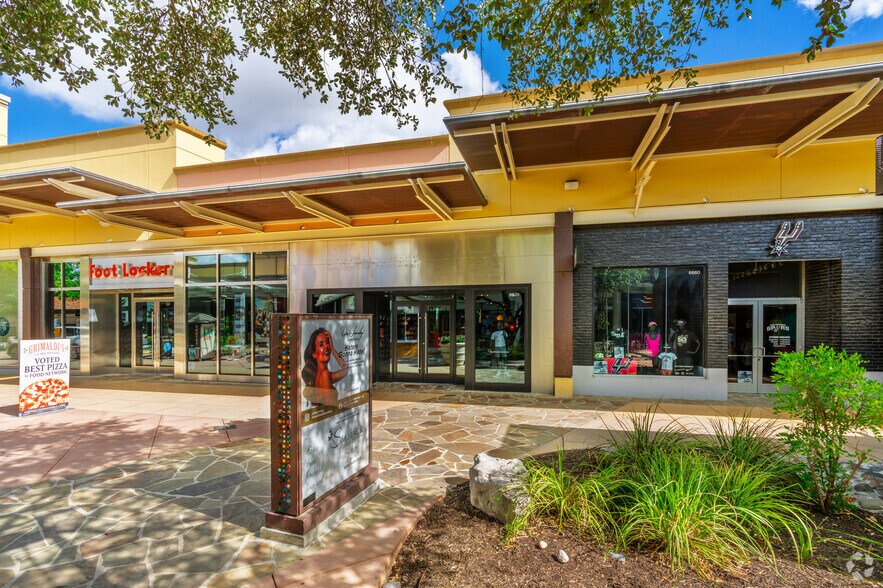 More Photos Of 15900 La Cantera Pky, San Antonio Unknown For Lease