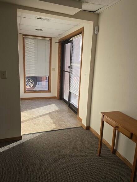 More Photos Of 2702 N Perry St, Spokane Office Residential For Lease