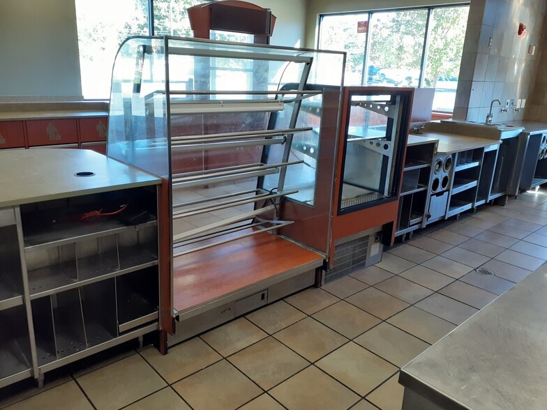 More Photos Of 7074 Boston State Rd, Hamburg Storefront Retail Office For Lease