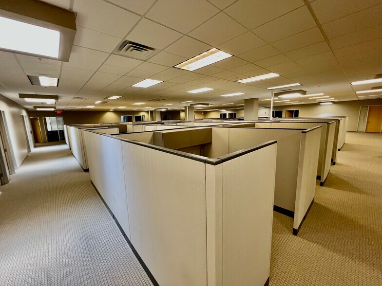More Photos Of 5200 Golden Foothill Pky, El Dorado Hills Research And Development For Lease