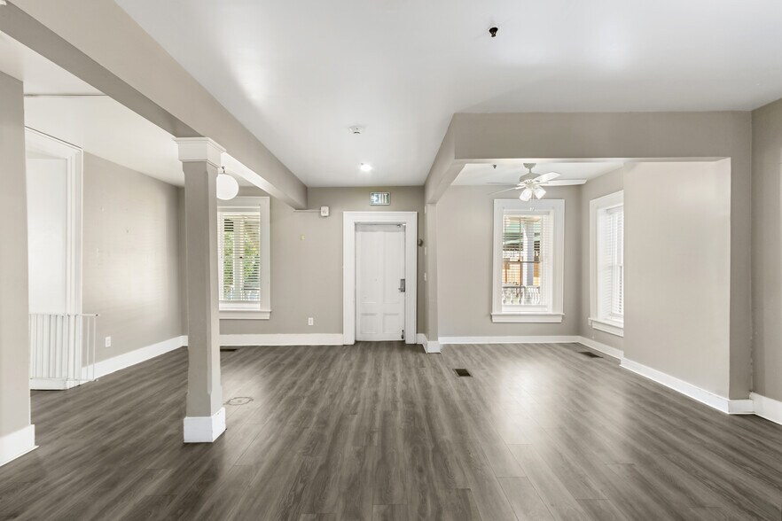 More Photos Of 1111-1123 D St, Sacramento Specialty For Sale