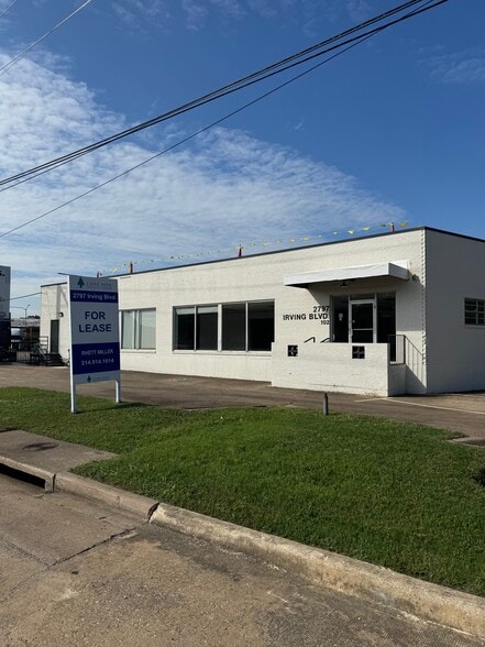 Primary Photo Of 2797 Irving Blvd, Dallas Distribution For Lease