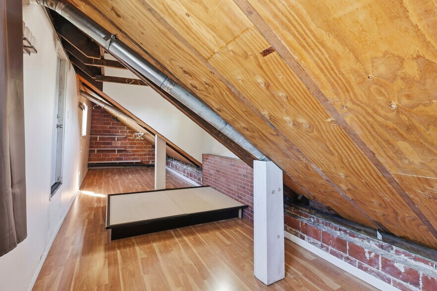 More Photos Of 1222 Broadway, Burlingame Storefront Retail Residential For Sale