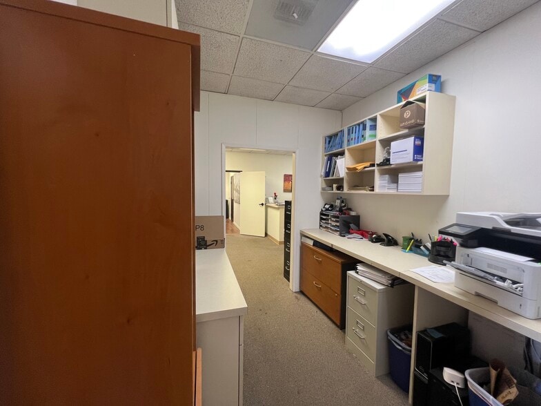 More Photos Of 141 Duesenberg Dr, Thousand Oaks Medical For Sale