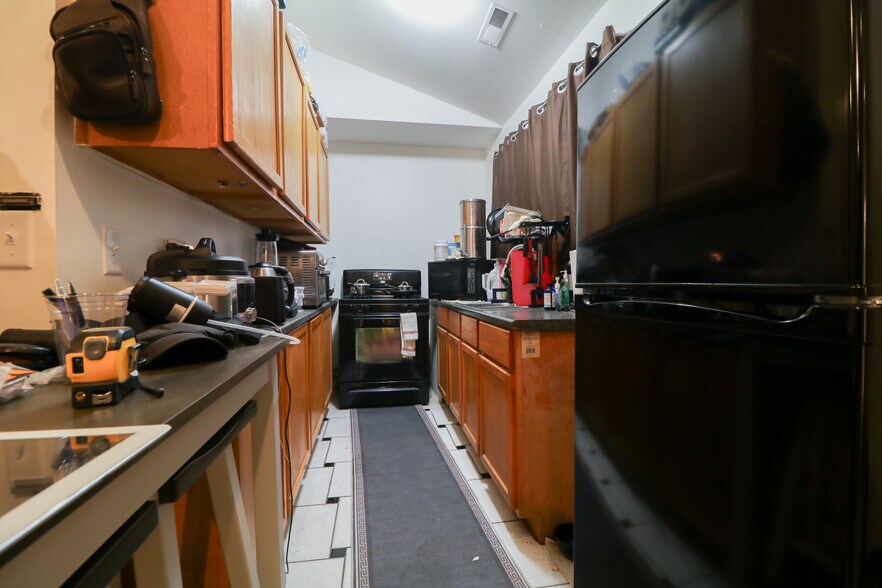 More Photos Of 40523 N Il Route 83, Antioch Apartments For Sale