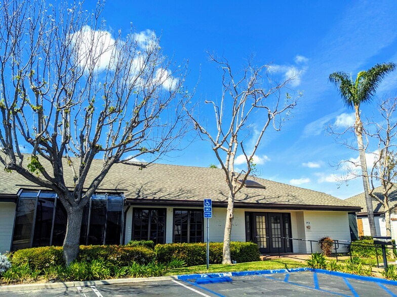 Primary Photo Of 3151 Airway Ave, Costa Mesa Medical For Lease