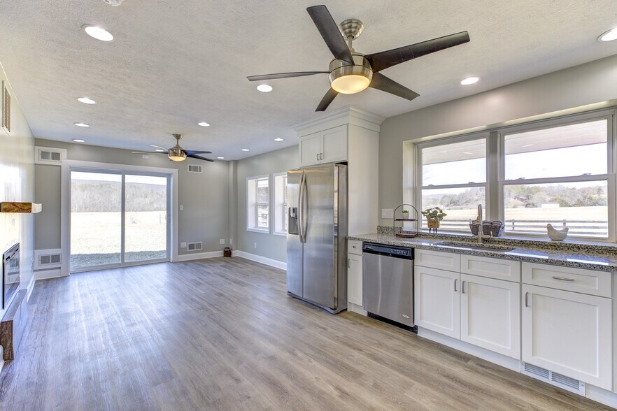 More Photos Of 1565 Seven Fountains Rd, Fort Valley Specialty For Sale