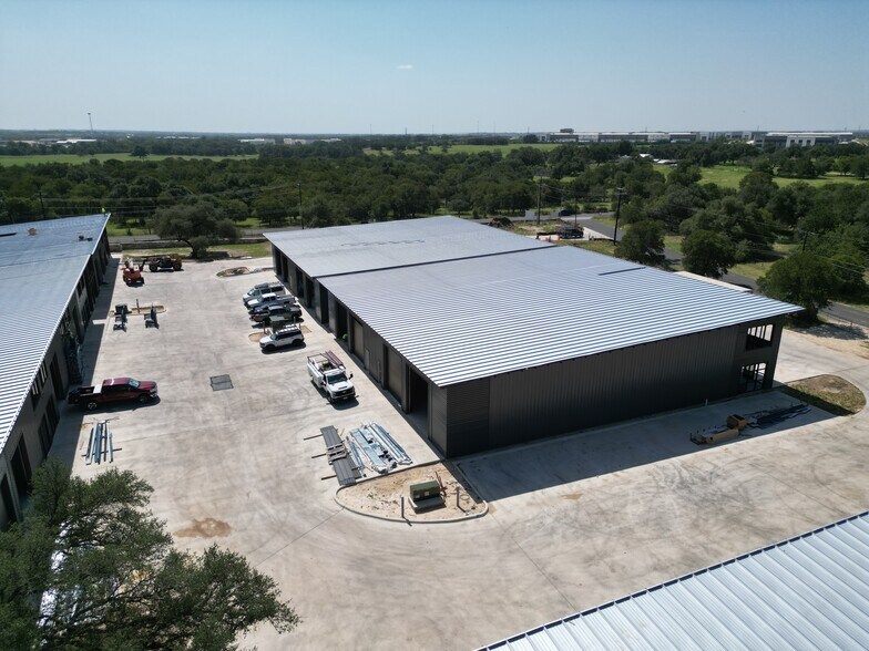 More Photos Of 7000 Airport Rd, Georgetown Light Distribution For Sale