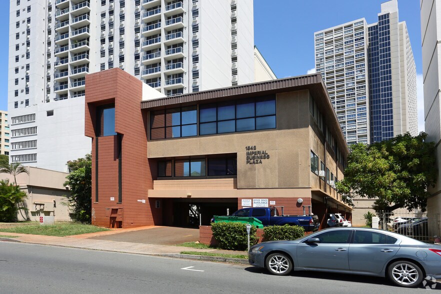 More Photos Of 1542 Young St, Honolulu Office Residential For Sale
