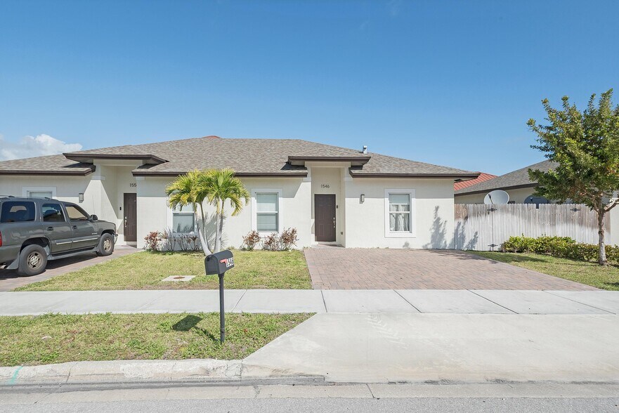 More Photos Of , Riviera Beach Unknown For Sale
