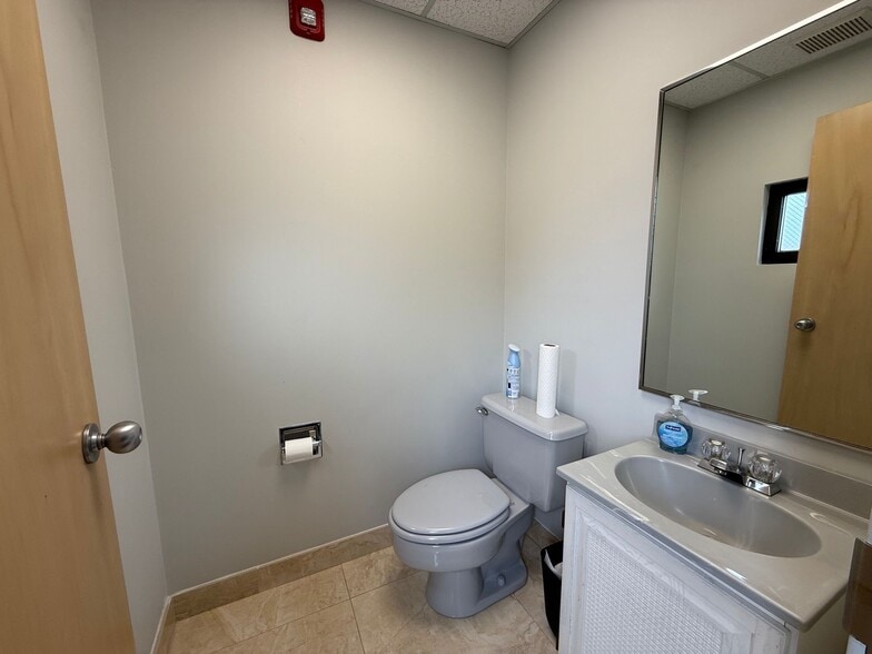 More Photos Of 162 Harding St, Worcester General Retail For Sale