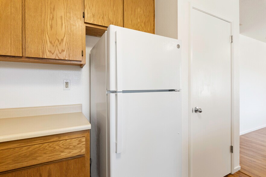 More Photos Of 9747 Winchester St, Lower Lake Apartments For Sale