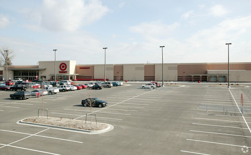 More Photos Of 5201 N Belt Hwy, Saint Joseph Unknown For Lease