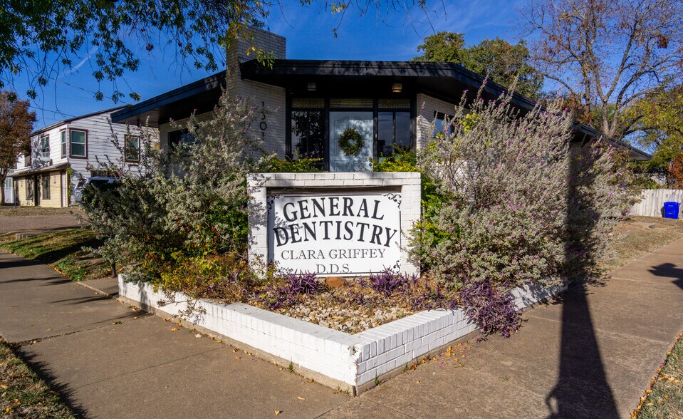 More Photos Of 1501 N 25th St, Waco Medical For Sale