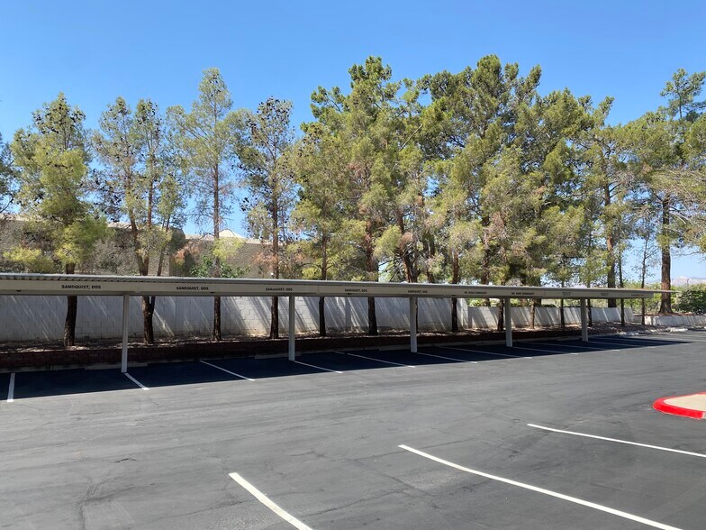 More Photos Of 2650 Lake Sahara Dr, Las Vegas Medical For Lease