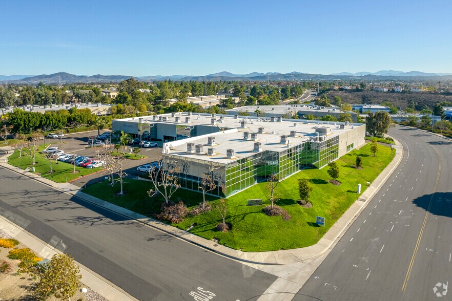 More Photos Of 10237-10239 Flanders Ct, San Diego Research And Development For Lease