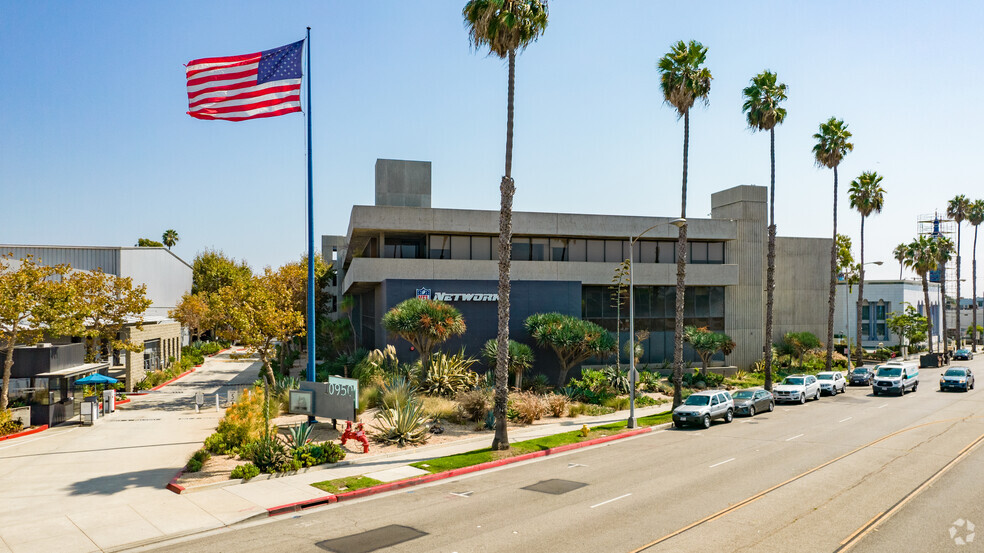 Primary Photo Of 10950 Washington Blvd, Culver City Unknown For Lease