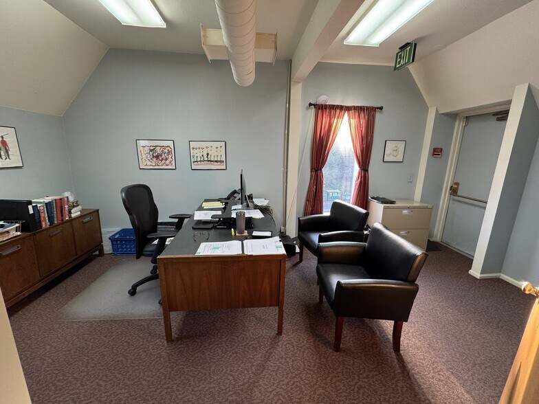 More Photos Of 1660-1664 Downing St, Denver Office For Sale