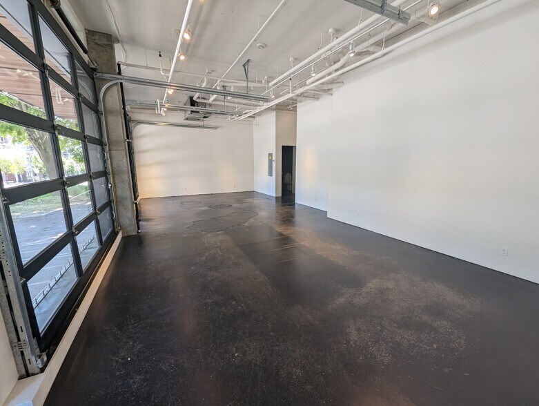 More Photos Of 4111 Stone Way N, Seattle Apartments For Lease