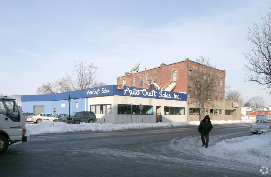 More Photos Of 570-574 Main St, Springfield Apartments For Sale