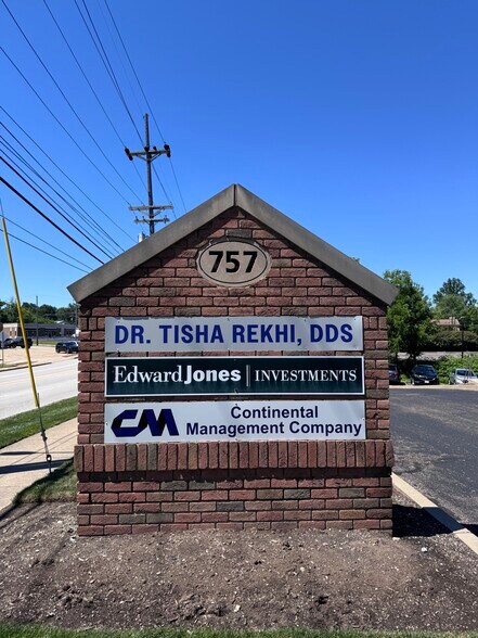 More Photos Of 757 Graham Rd, Cuyahoga Falls Medical For Lease