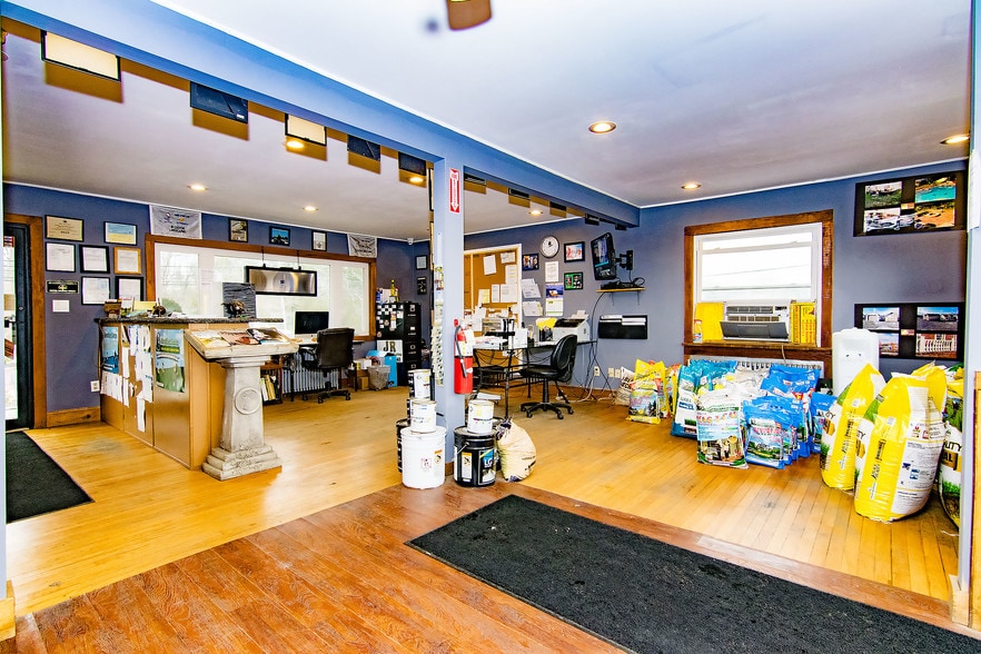 More Photos Of 34 Bennetts Mills Rd, Jackson Flex For Lease