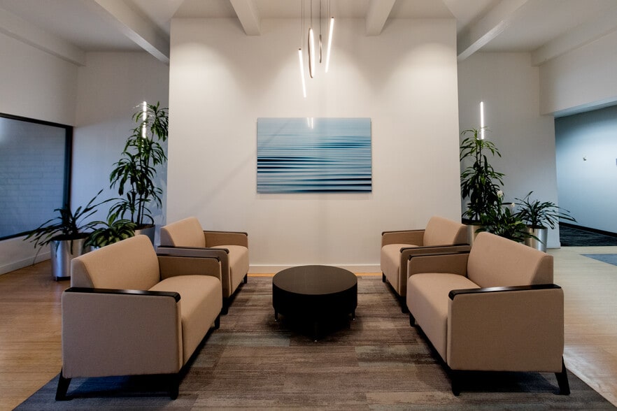 More Photos Of 4020 Moorpark Ave, San Jose Unknown For Lease