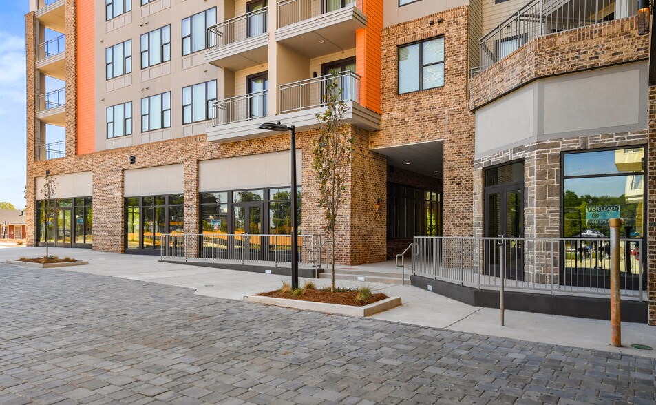 More Photos Of 2641 E College Ave, Decatur Apartments For Lease