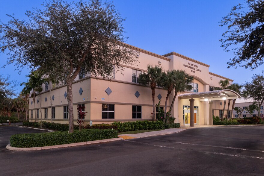 More Photos Of 12959 Palms West Dr, Loxahatchee Medical For Sale